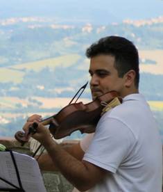 pouria_kiani.jpg pouria_kiani.jpg